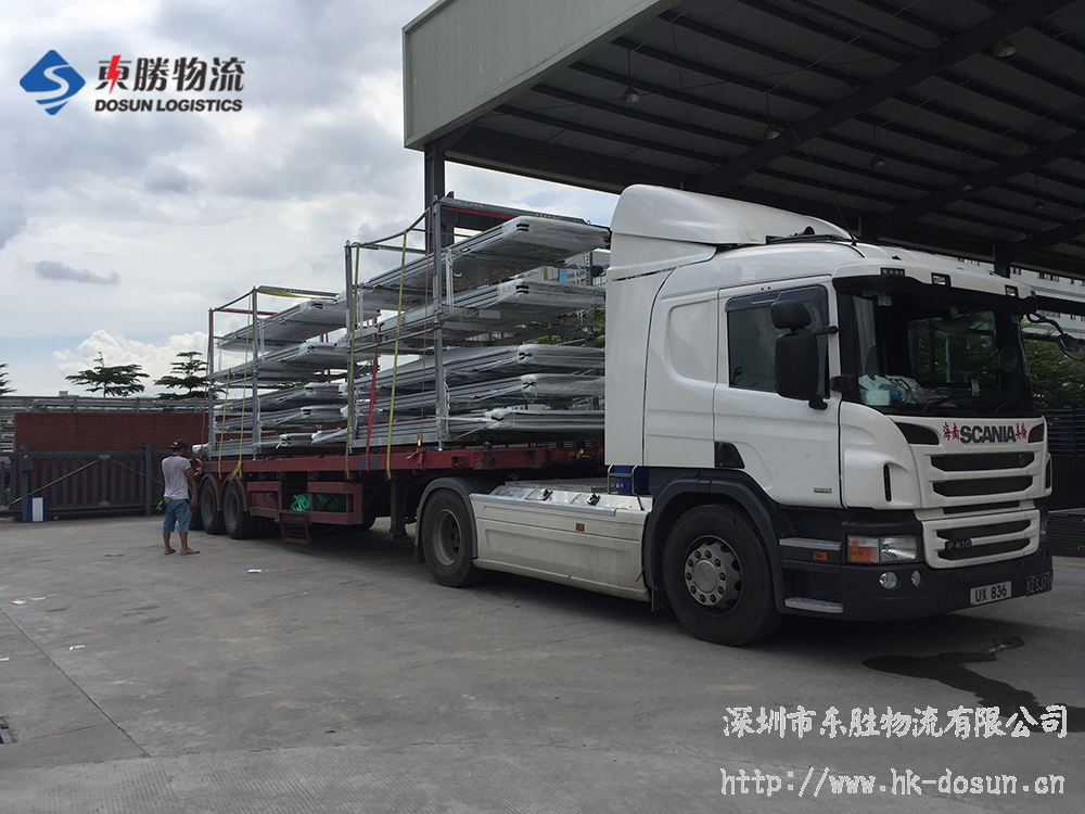 中港工程車，工程車運輸，工程車到香港物流，香港工程車，香港工程往返車，香港工程車運輸價格