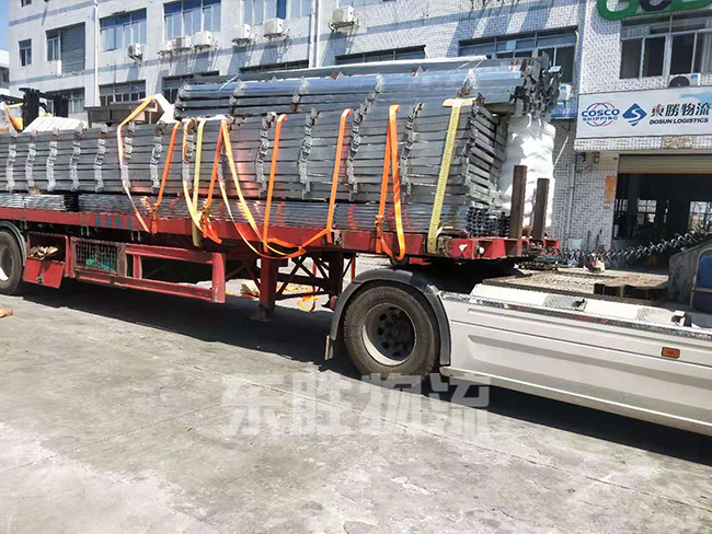 貨物物流到香港流程；發香港貨運公司，中港平板車運輸案例圖